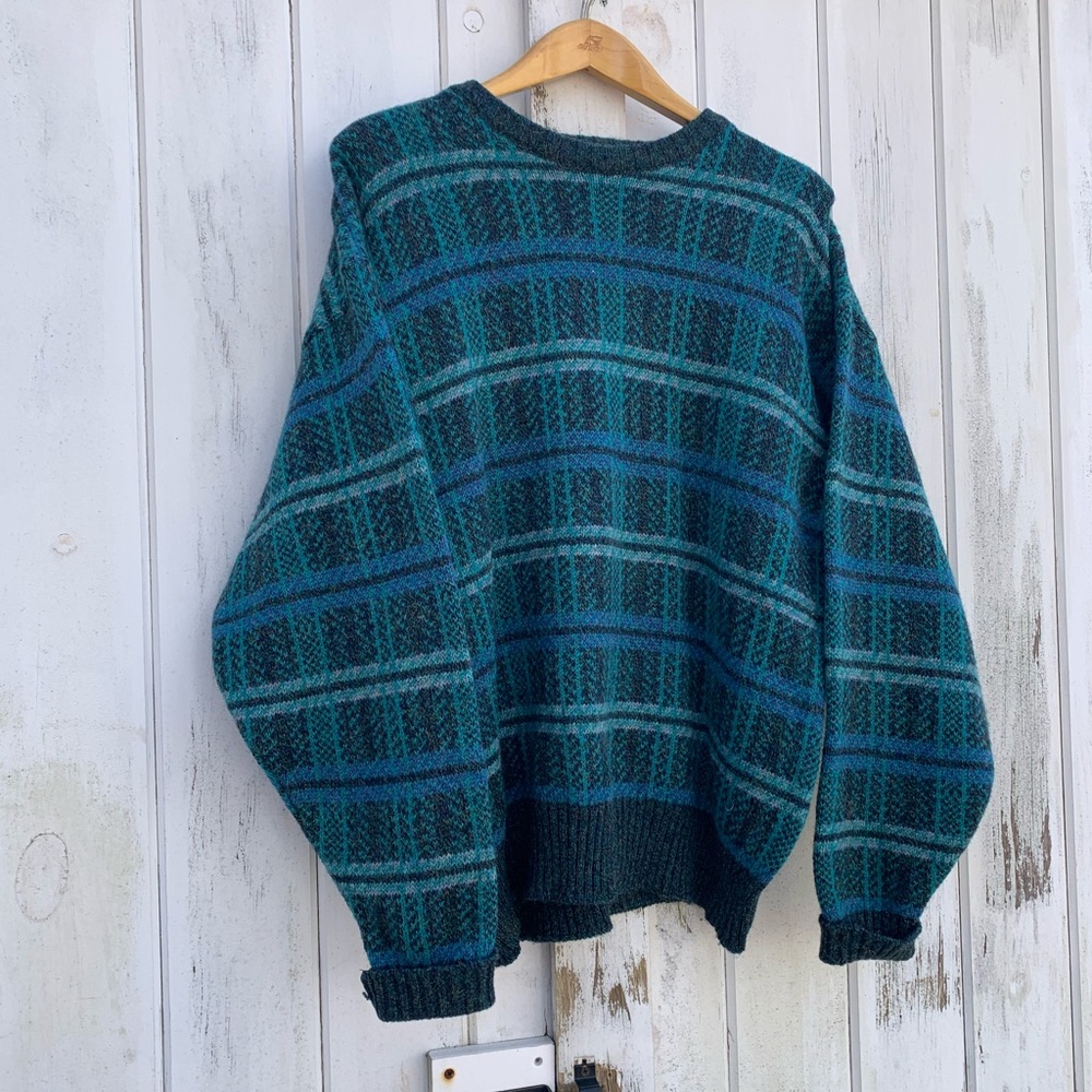 Vintage Wool Plaid Oversized Crewneck Sweater | Scottish Plaid Flannel Sweater - Picture 8 of 9
